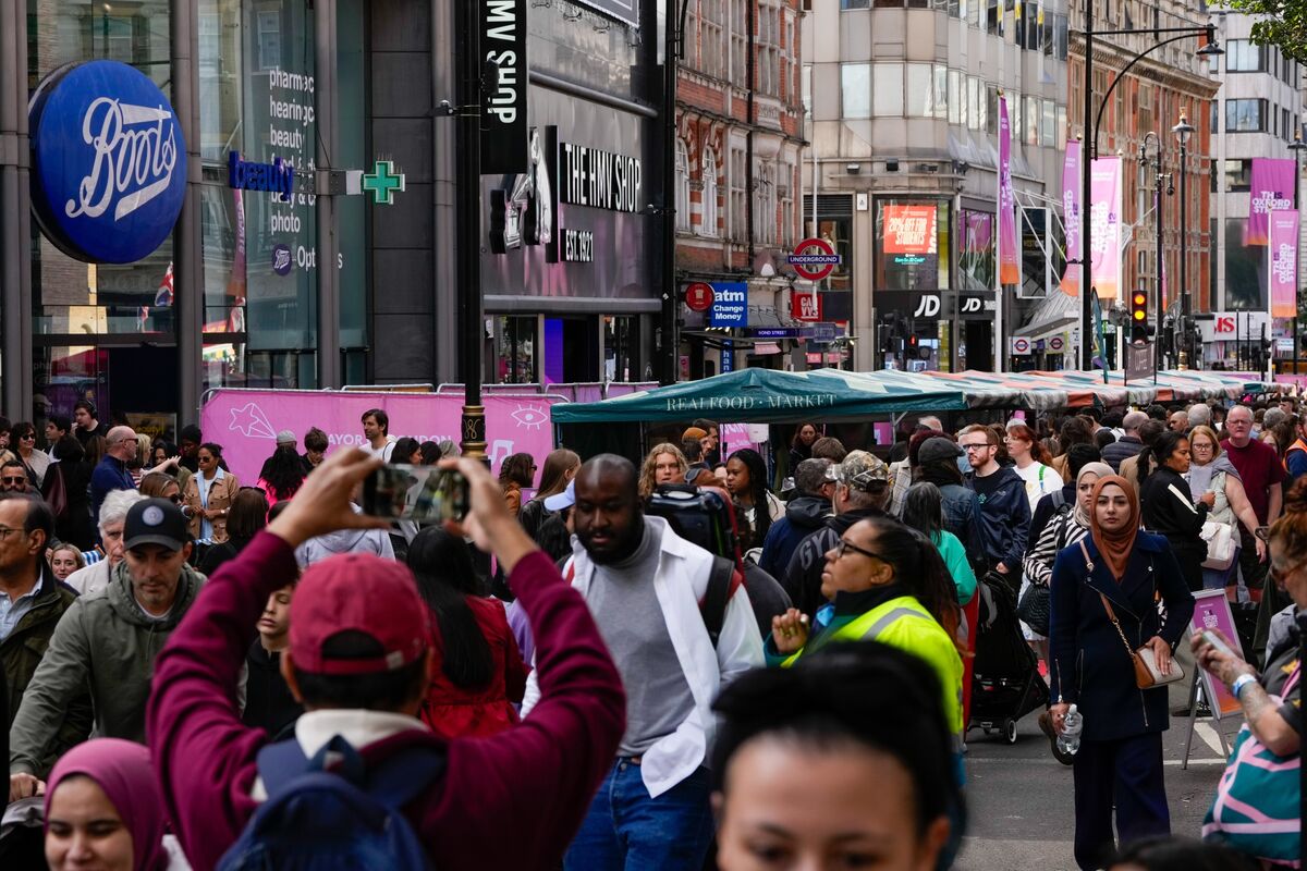 Bank of England and OECD Sound Warnings on Sticky UK Inflation