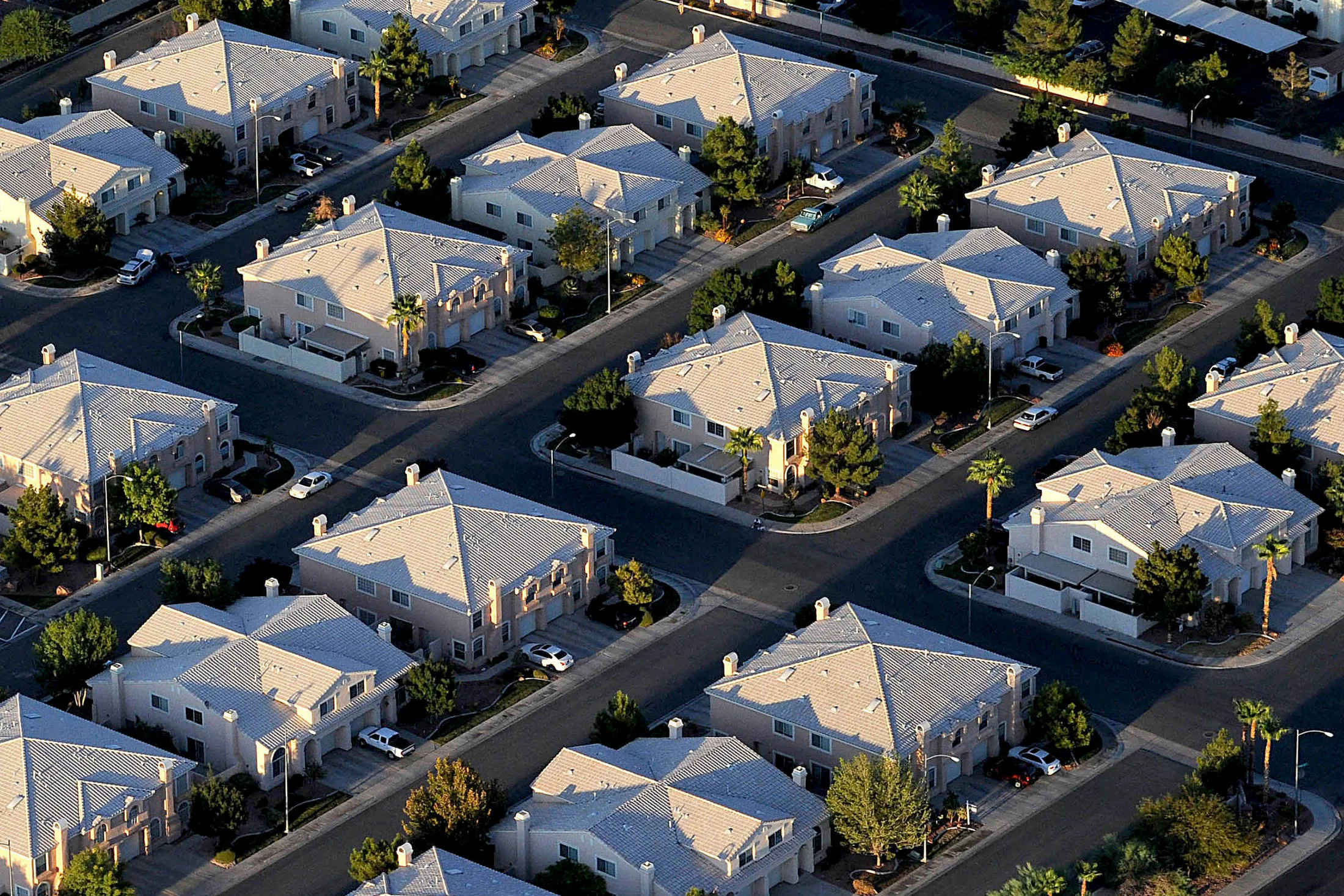 The mortgage industry’s regulatory woes are boosting its standing as investors bet a new crop of lending rules will force more lenders into the cloud -- processing loans on remote servers maintained by companies like Black Knight.
