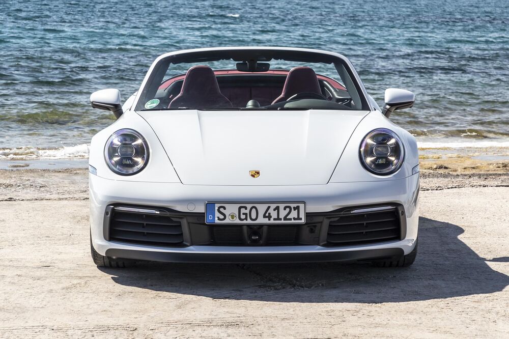 2020 Porsche 911 Carrera 4s Cabriolet Review Options To Get Bloomberg