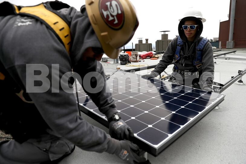 California's Energy Commission To Vote On Solar Panel Mandate For New Homes