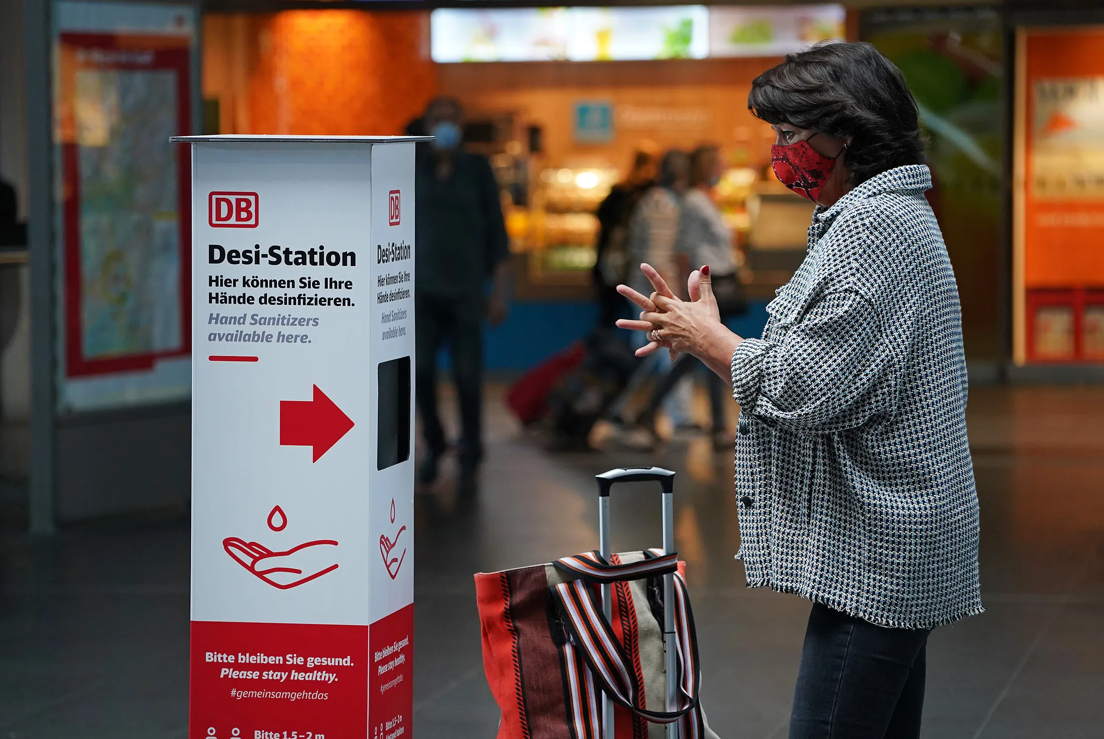 Deutsche Bahn Offers Face Masks To Travellers