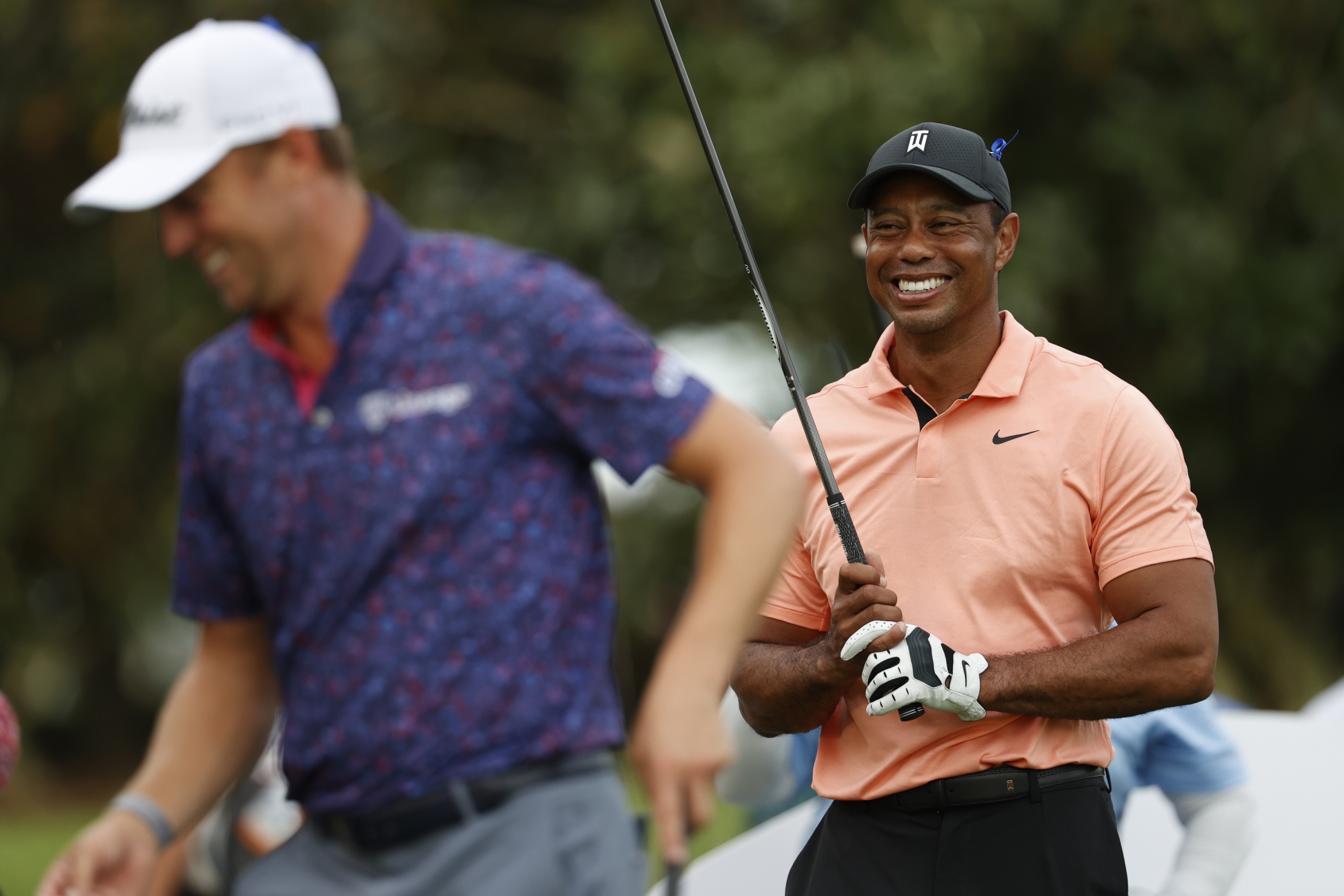 Woods Returns With 3 Shots That Look Like the Tiger of Old