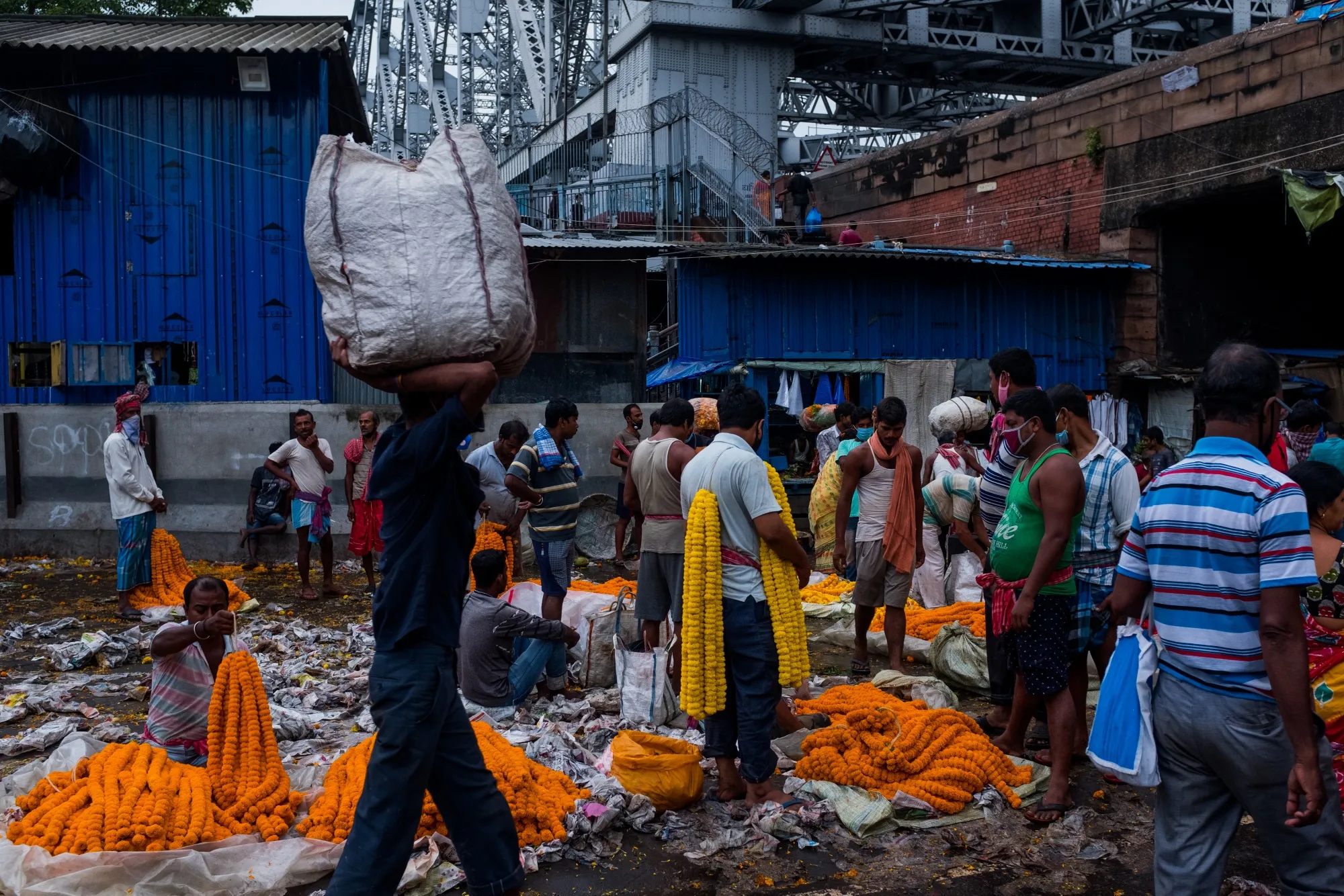 Indian Economy Heads for Double-Digit Plunge as Virus Spikes