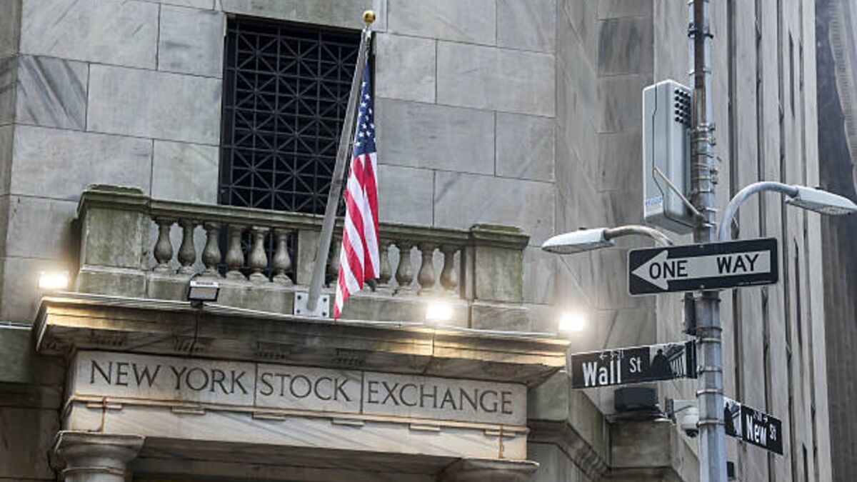 Investors Can’t Ignore Washington, Sonders Says