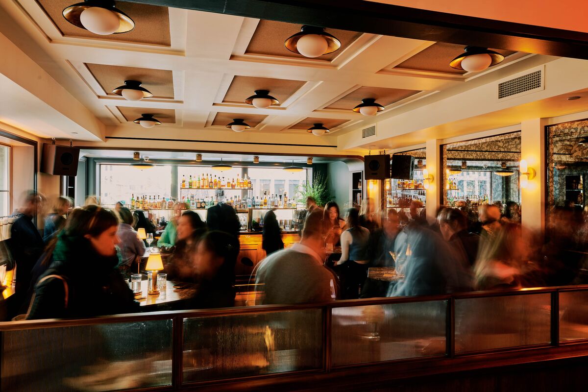 The 11 NYC Bars in Manhattan and Brooklyn Worth the Hustle to Get a  Reservation - Bloomberg