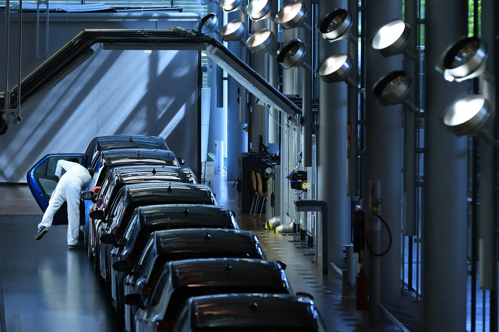 ZEW highlighted that the outlook improved in particular for export-oriented industries, such as the automotive sector.