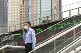 China Easing Bets Climb to Highest This Year as Growth Sputters