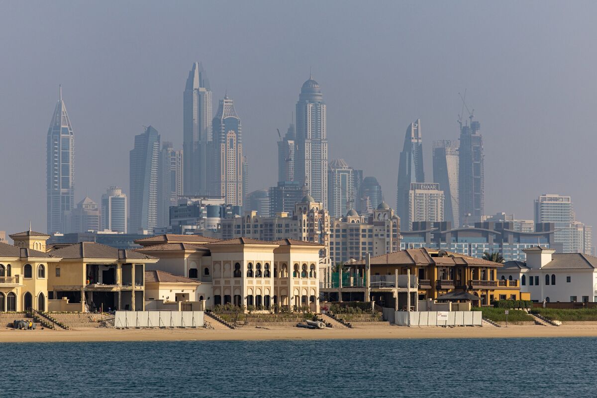 Dubai Property Market: Russian Buyers Help Propel Real Estate Sales To ...