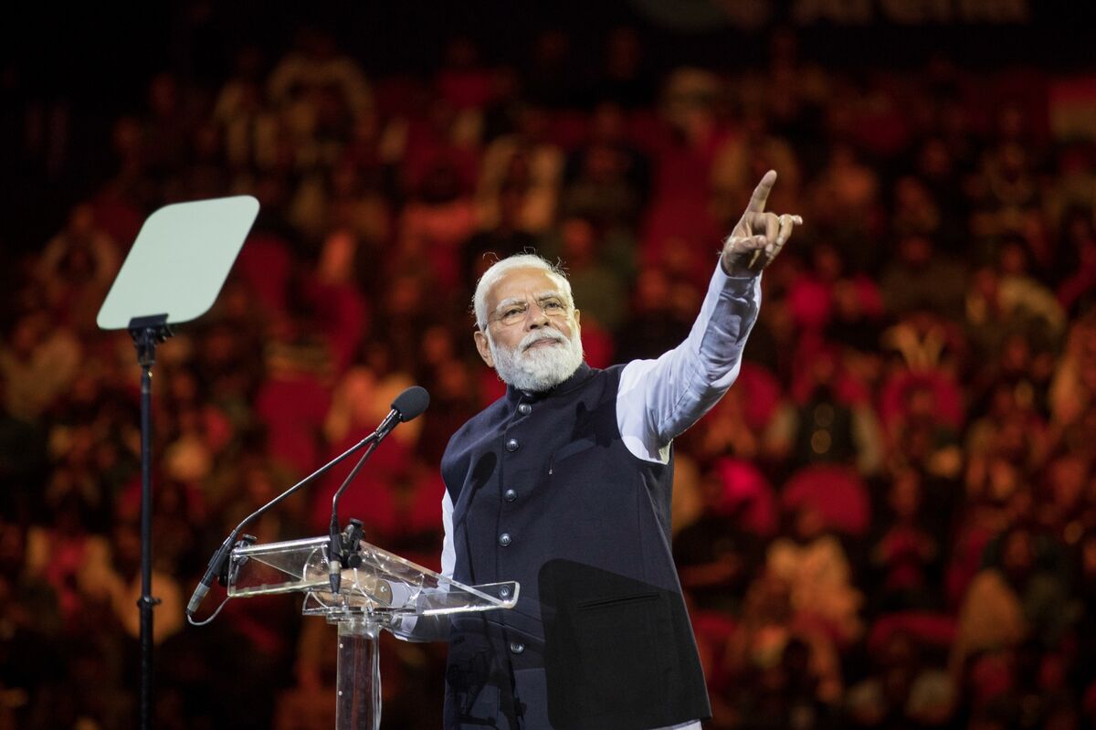 Modi Revels in Packed Stadium in Sydney After Poll Loss in India - Bloomberg