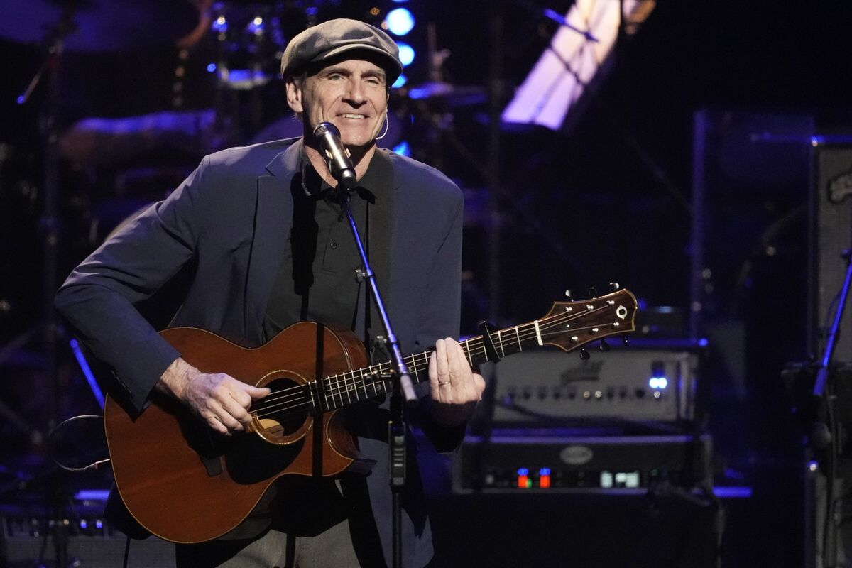 Q&A: James Taylor on his 2024 U.S. tour, the possibility of new music
