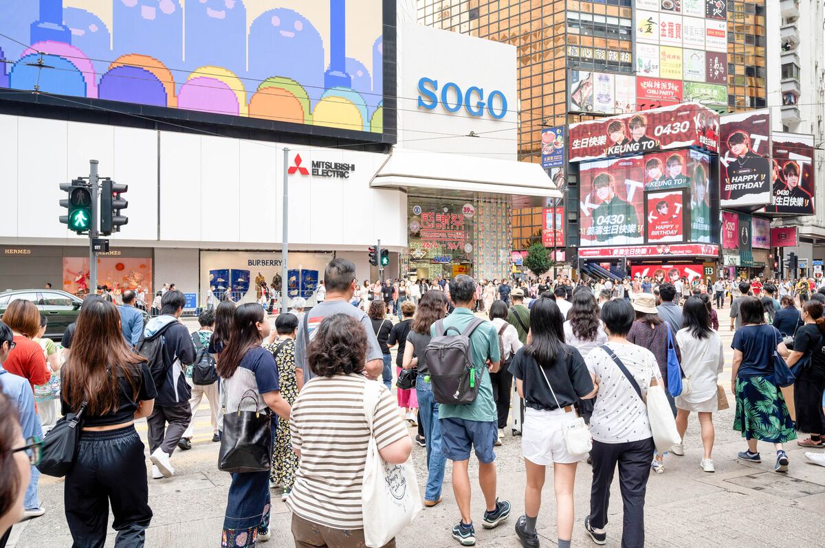 Hong Kong’s Sogo Mall Operator Seeks $1 Billion Loan Refinancing