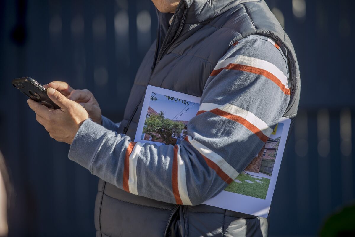 Australia Home Prices Post Fastest Monthly Gain in Two Years