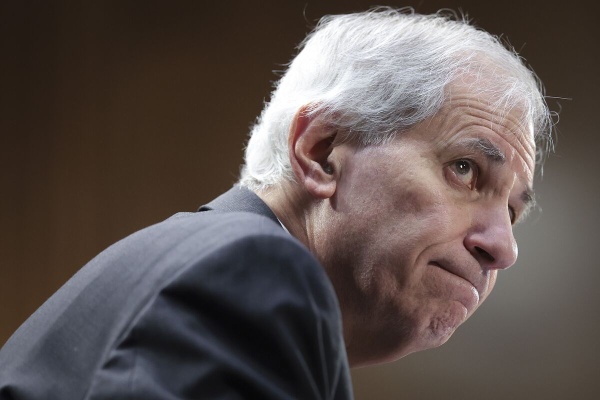 FDIC Chair Gruenberg to Leave Job After Toxic Workplace Reports