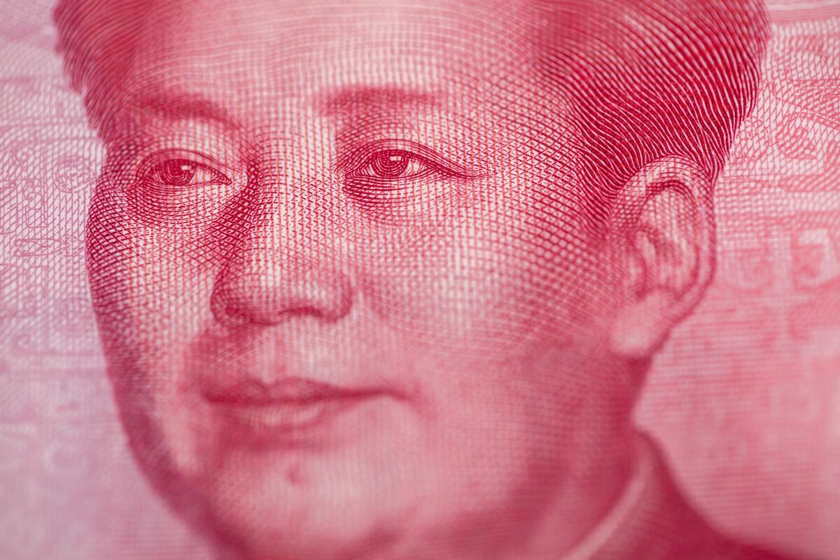 中国、人民元の手綱緩める-中心レートは昨年11月以来の元安水準 - Bloomberg