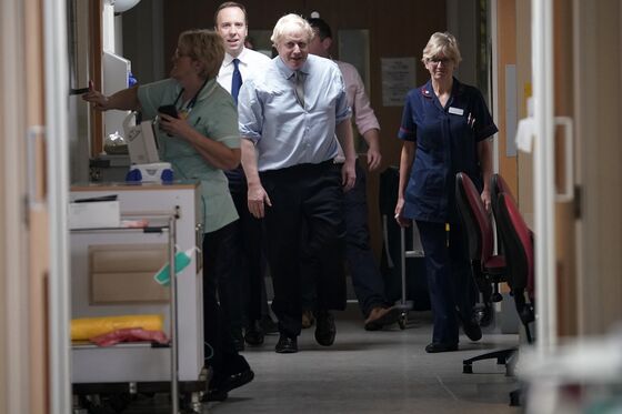 Boris Johnson’s Virus Fight Banks on British Love for Its NHS
