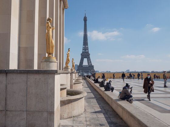 What It’s Like to Visit Paris Right Now