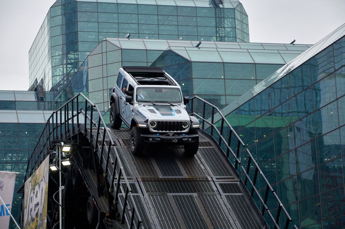 Jeep's Owner Has a $17 Billion Reliability Problem Jeep's Owner Has a $17 Billion Reliability Problem