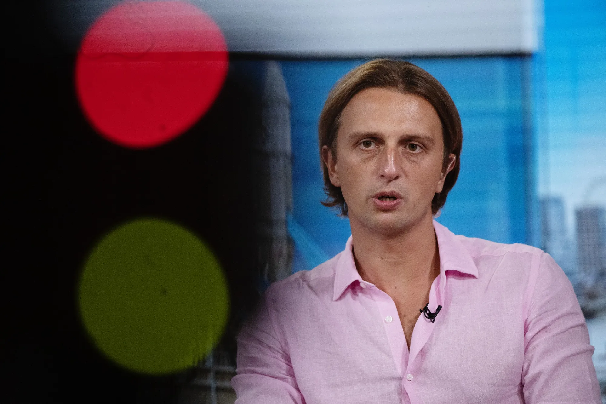 Revolut Co-Founder, CEO Nikolay Storonsky Renounces Russian Citizenship -  Bloomberg