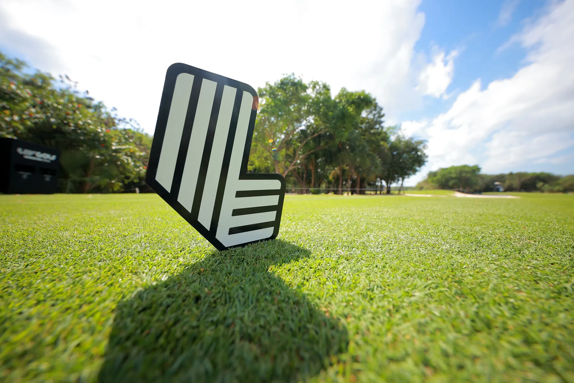 LIV Golf Plans First-Ever Franchise Stake Sales With Citigroup Running  Process - Bloomberg