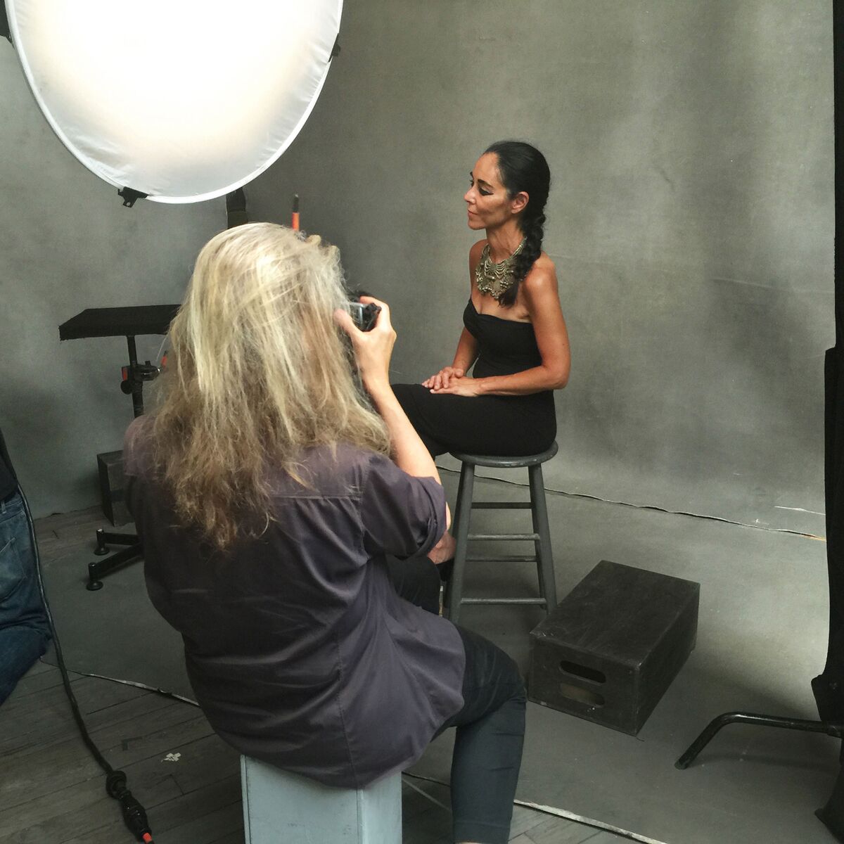 Serena Williams, Amy Schumer, Patti Smith, and Yoko Ono Star in Pinup  Calendar - Bloomberg