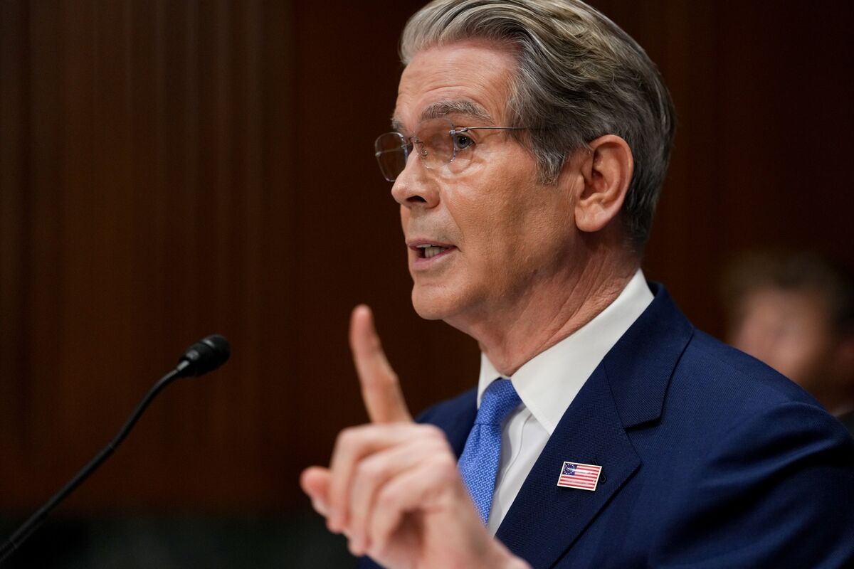 Democrats to Target Trump IRS Immunity in Hearing, Senate Votes