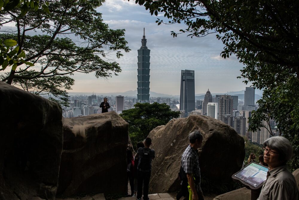 Taipei skyline