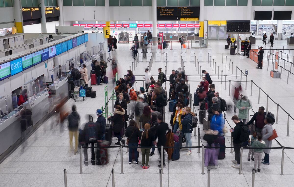 10 Worst Airports In Europe For Flight Delays Now: Where Gatwick ...