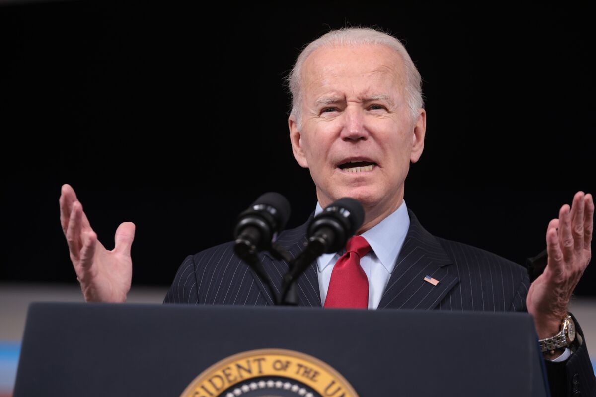 Biden Promises Stores Will Be ‘Well-Stocked’ for Holiday Season