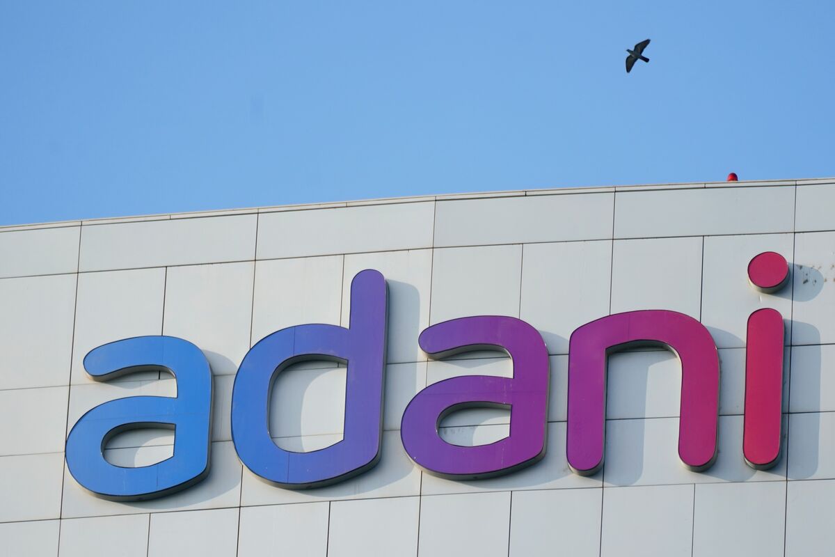 Adani Lands $800 Million Data Center Loan as US Drops Charges