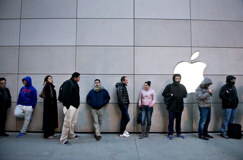 Apple Not Seen Paying Special Dividend With Cash Overseas