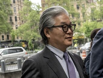 relates to Bill Hwang Defense Faces Tough Odds as Archegos Trial Begins