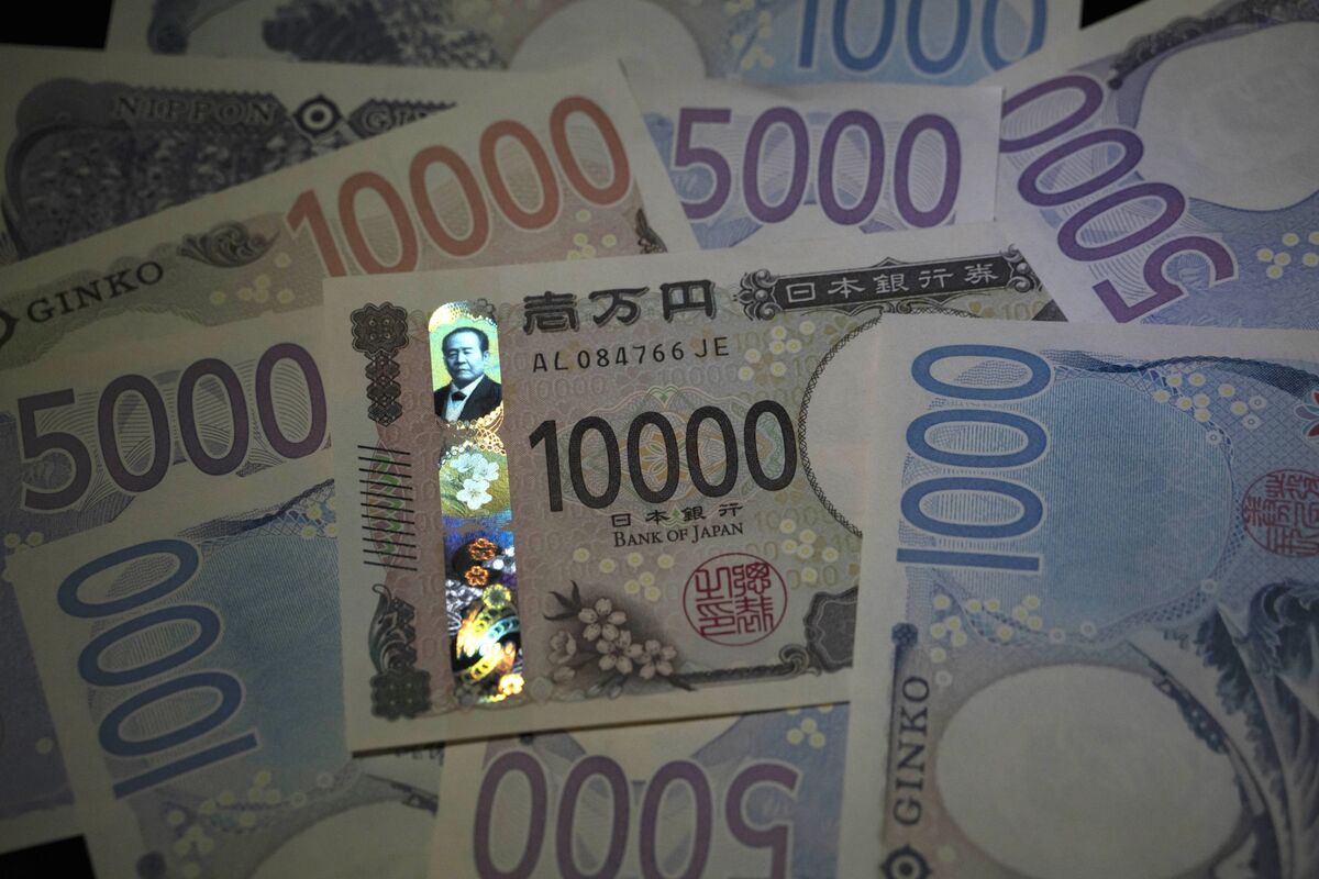 ブルームバーグのニュース記事「【来週の円相場】下落続く、日本の政局不安と財政拡大懸念で売り圧力」の画像