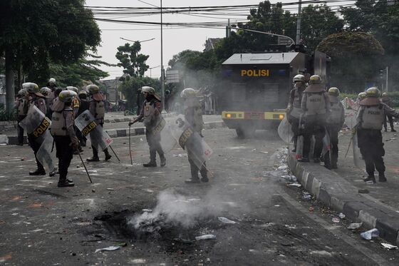 Deadly Jakarta Riots Revive Fears of Sectarian Violence