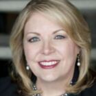 Headshot of Teresa Elder