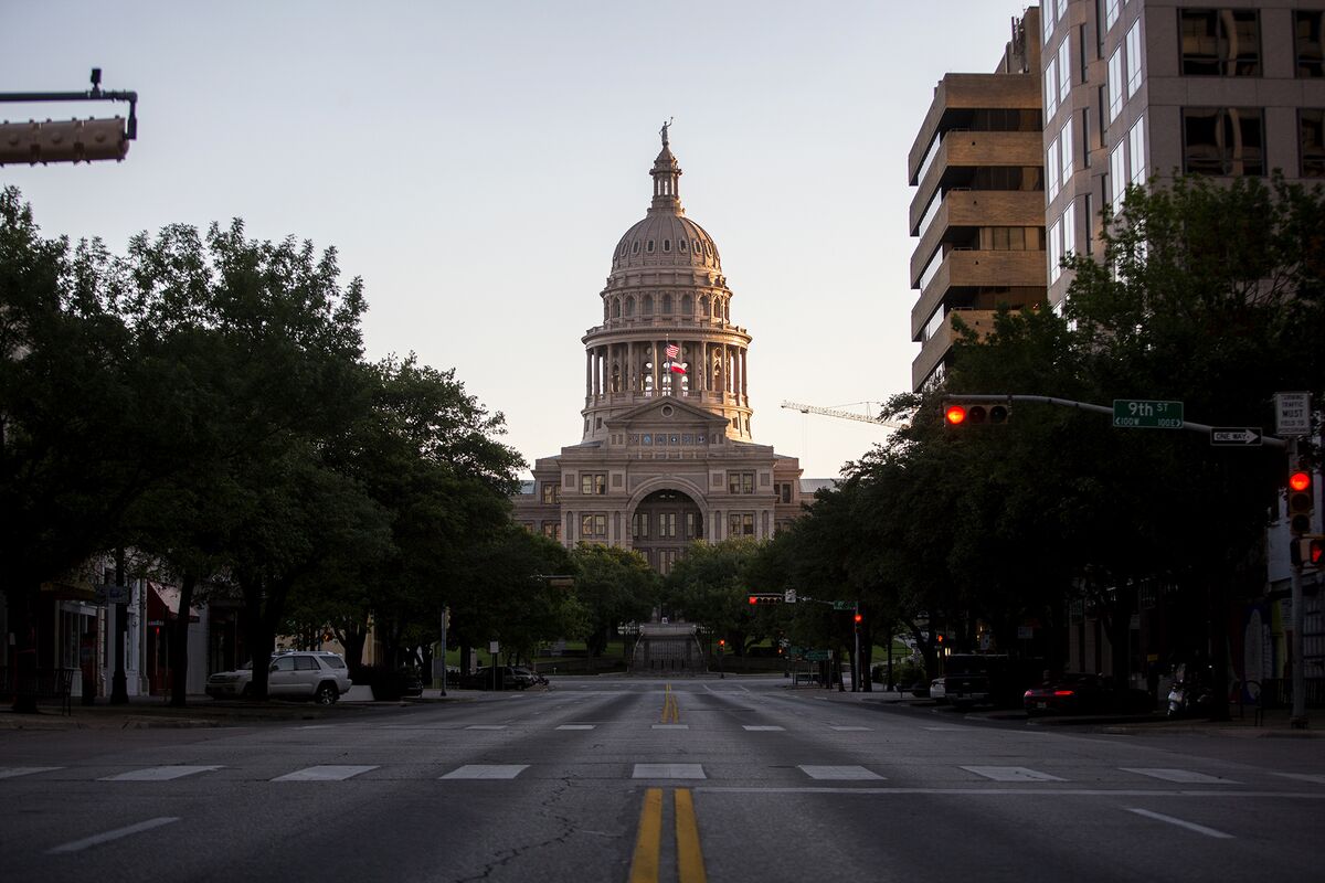 Texas Shuts Capitol Amid Concern About ‘Violent Extremists’ Bloomberg