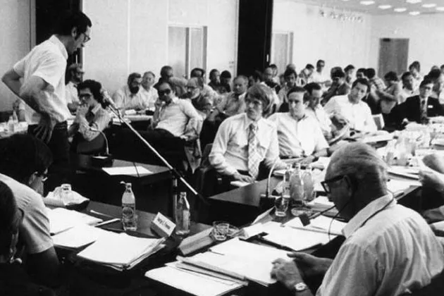 Conference on Monetary Mechanisms in Open Economies, Helskinki, 1975. Foreground row (left to right): Shiller, Friedman, Frenkel, and Phelps