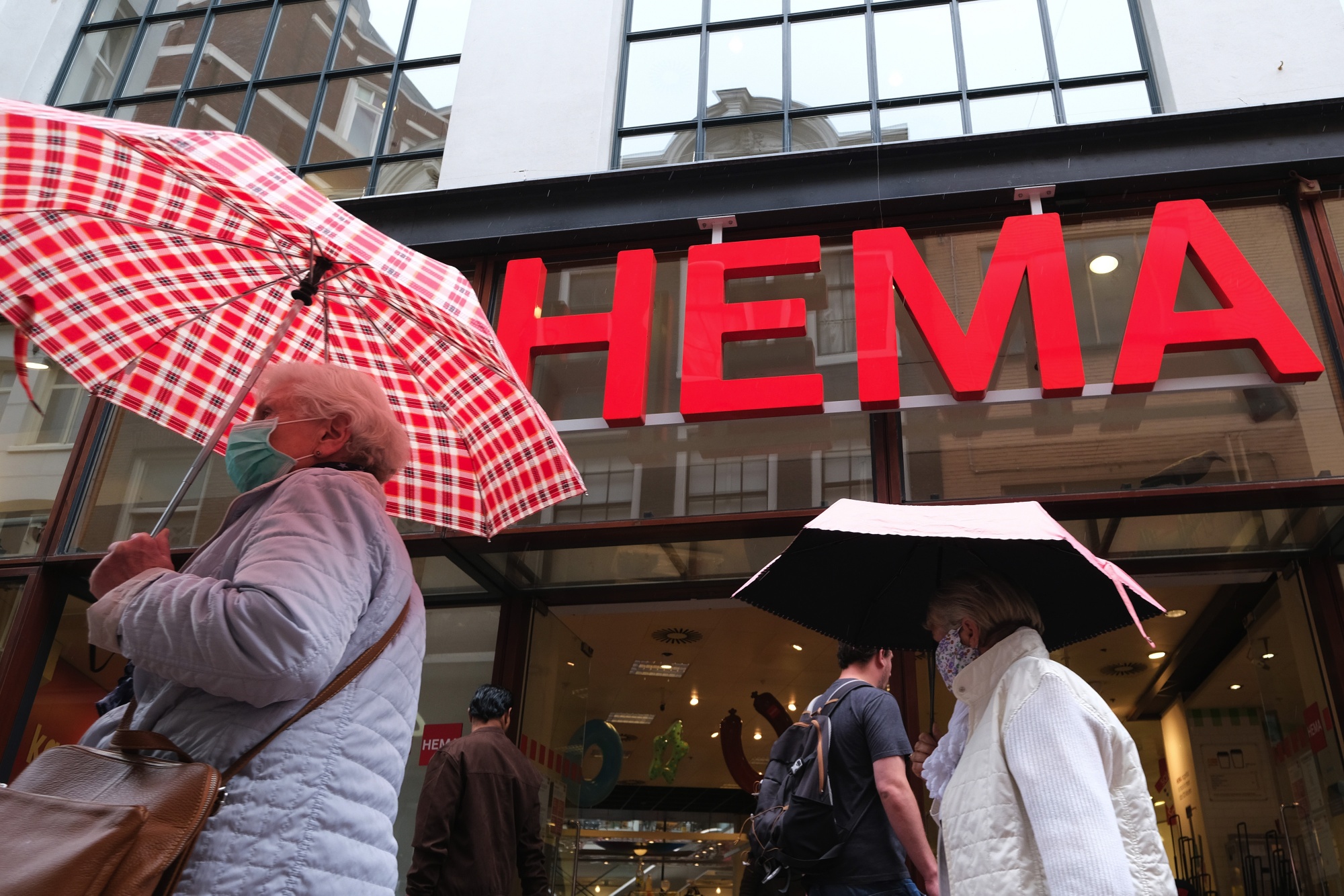 Is Dutch Shop Hema?: John 'on Steriods' -