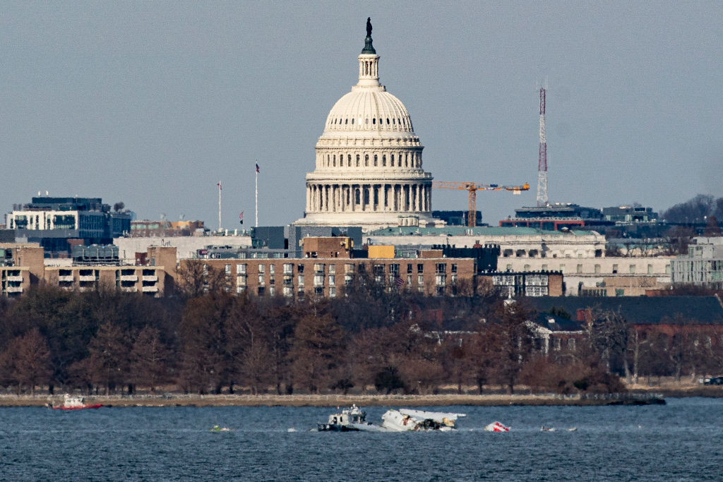Army Helicopter’s Altitude Seen as Factor in Probe of DC Crash