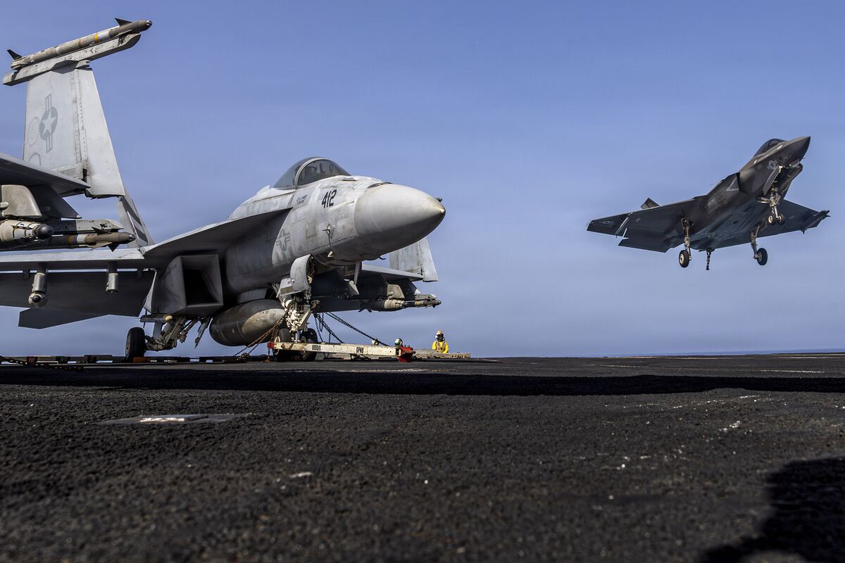 Trump Says Deal With Iran Is Now Complete, Hormuz to Open