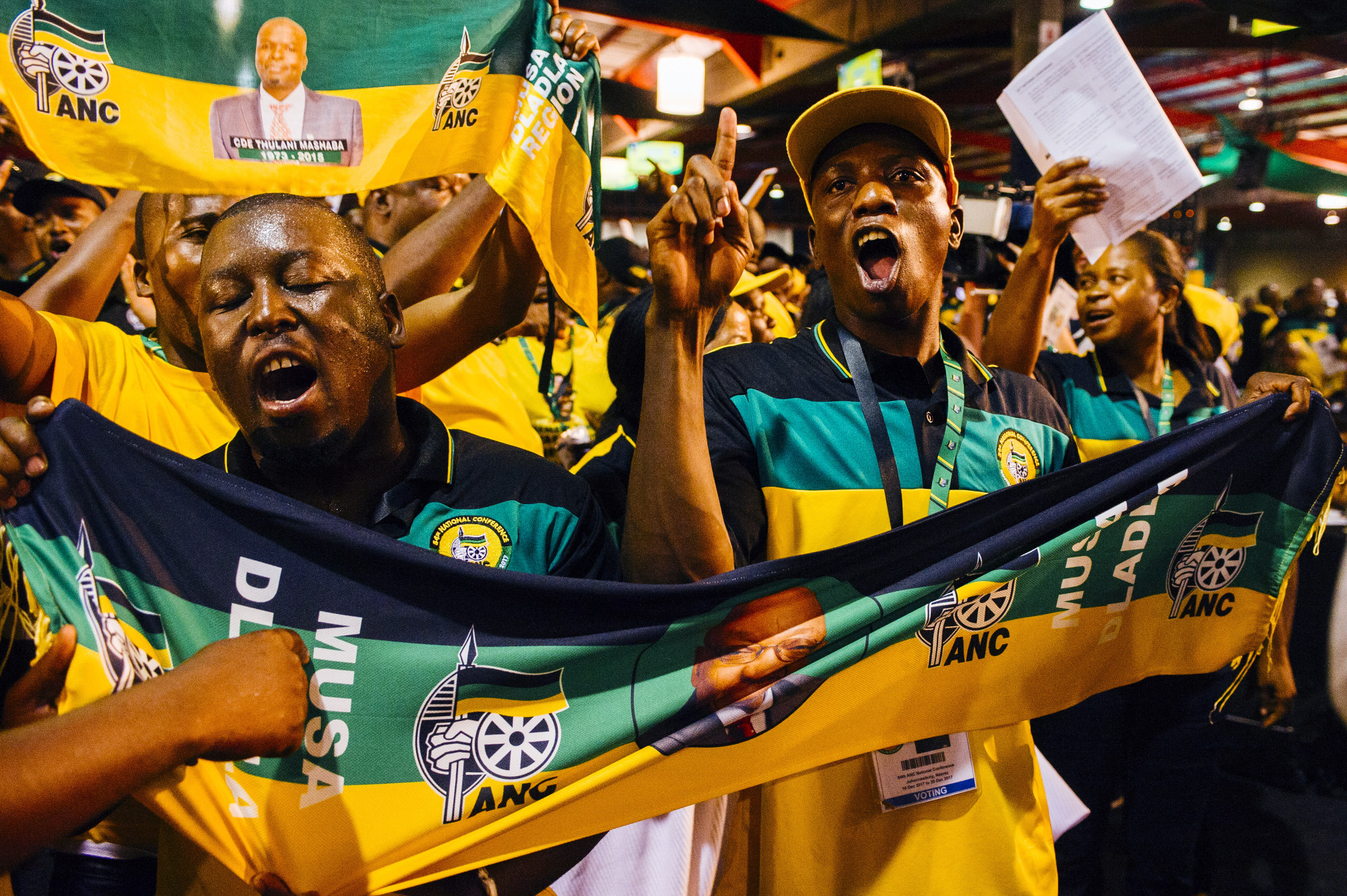 South Africa’s ANC May Hold Onto Majority in 2024, Survey Shows Bloomberg