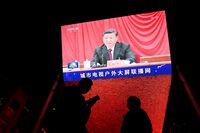 A news broadcast of Xi Jinping at a mall in Beijing on Nov. 11.