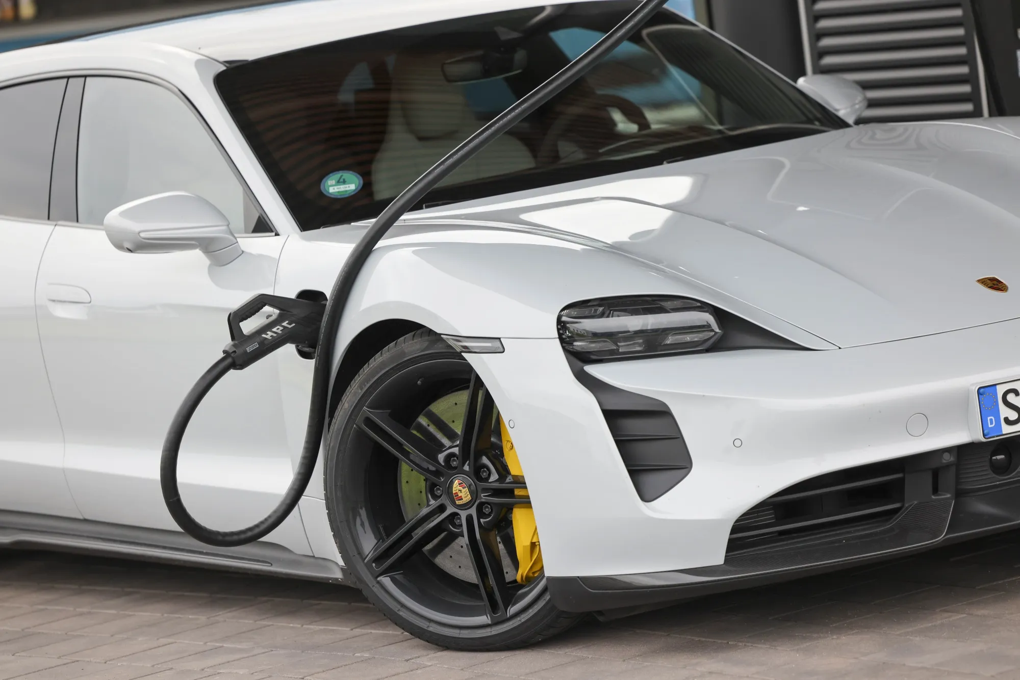 Porsche, Mercedes Learn Hard Lesson: Luxury EVs Are a Tough Sell - Bloomberg