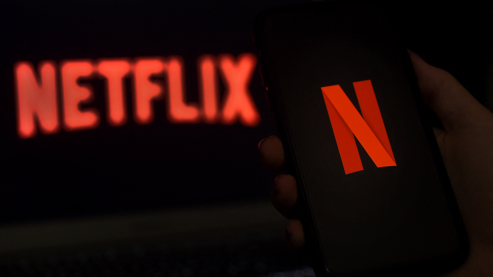 Netflix Reportedly Weighing Bid for Warner Bros. Discovery