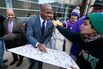 Adrian Peterson to Be Reinstated by NFL Tomorrow, League Says