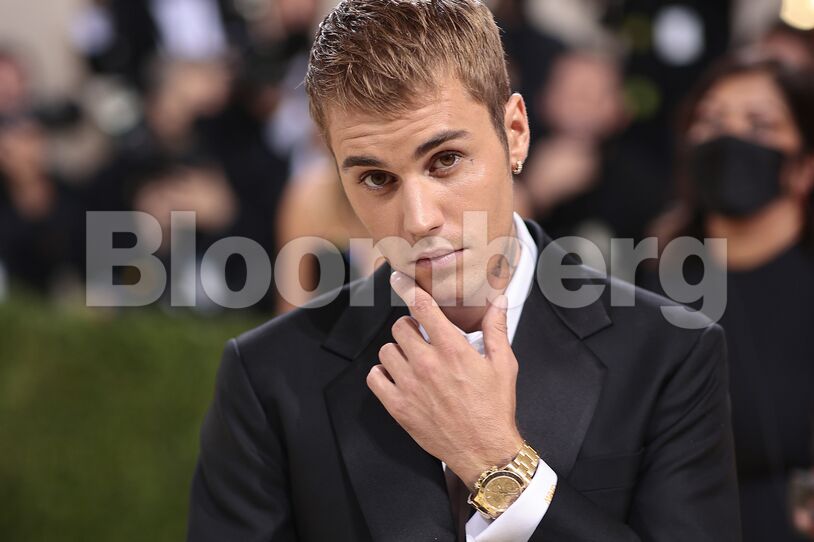 The 2021 Met Gala Celebrating In America: A Lexicon Of Fashion - Arrivals