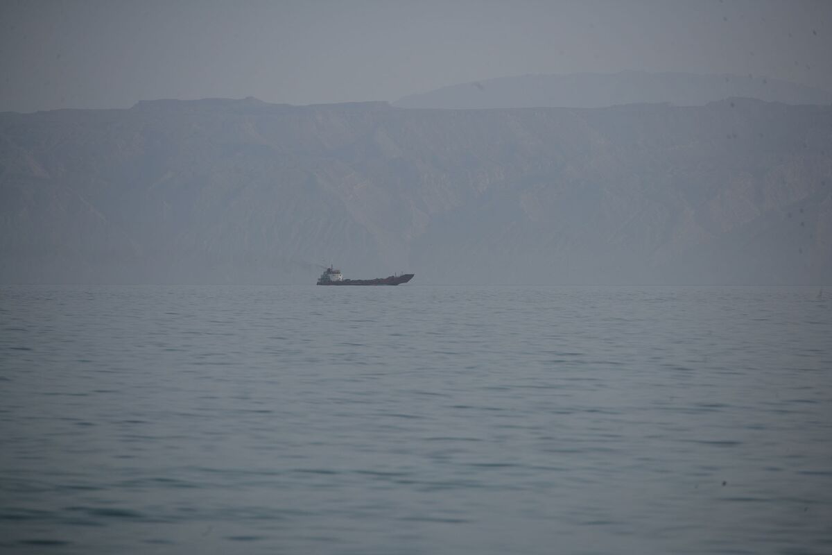 bloomberg.com - Weilun Soon - Iran's Latest Ship Seizure Is a Chinese-Owned Floating Armory