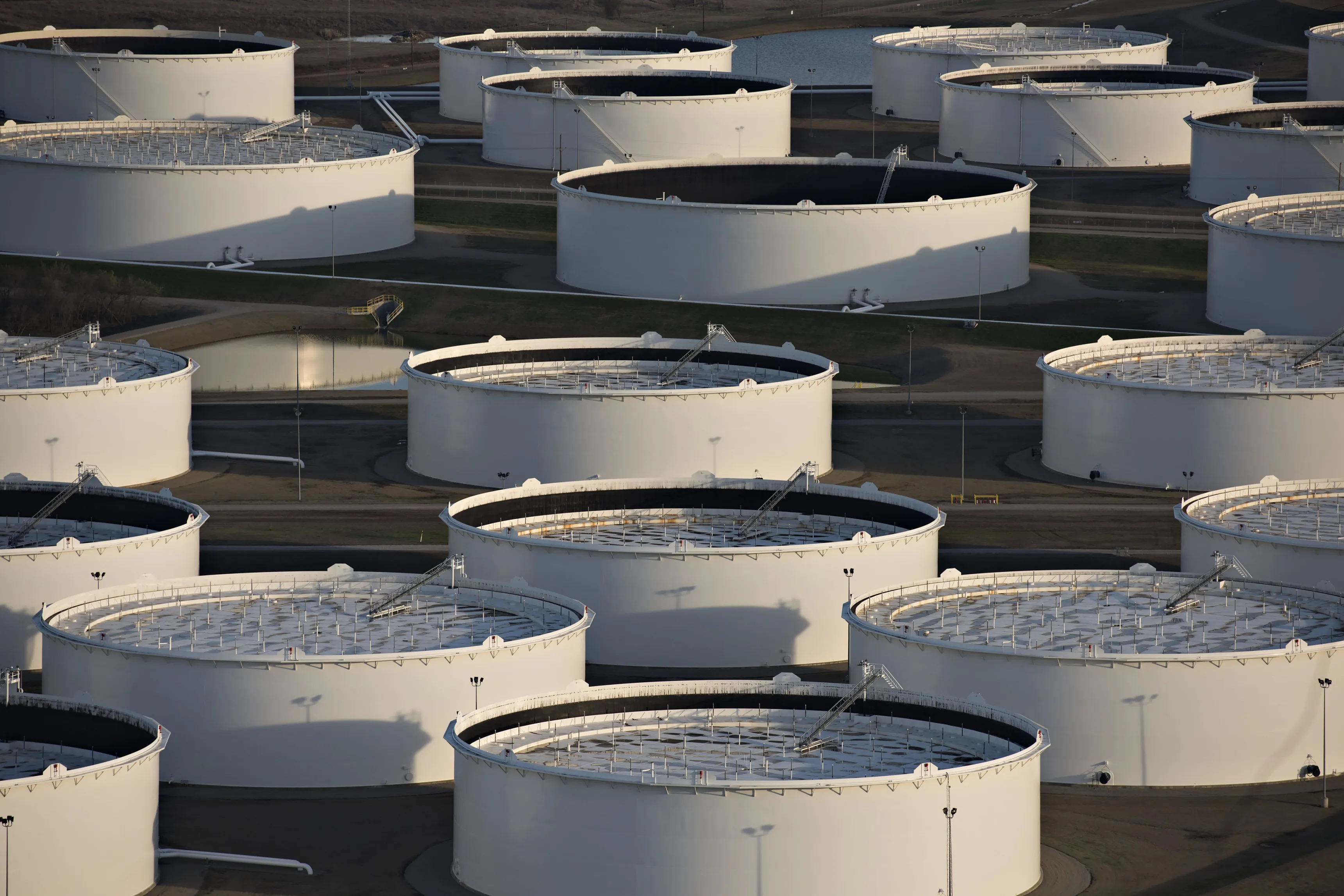 Oil storage