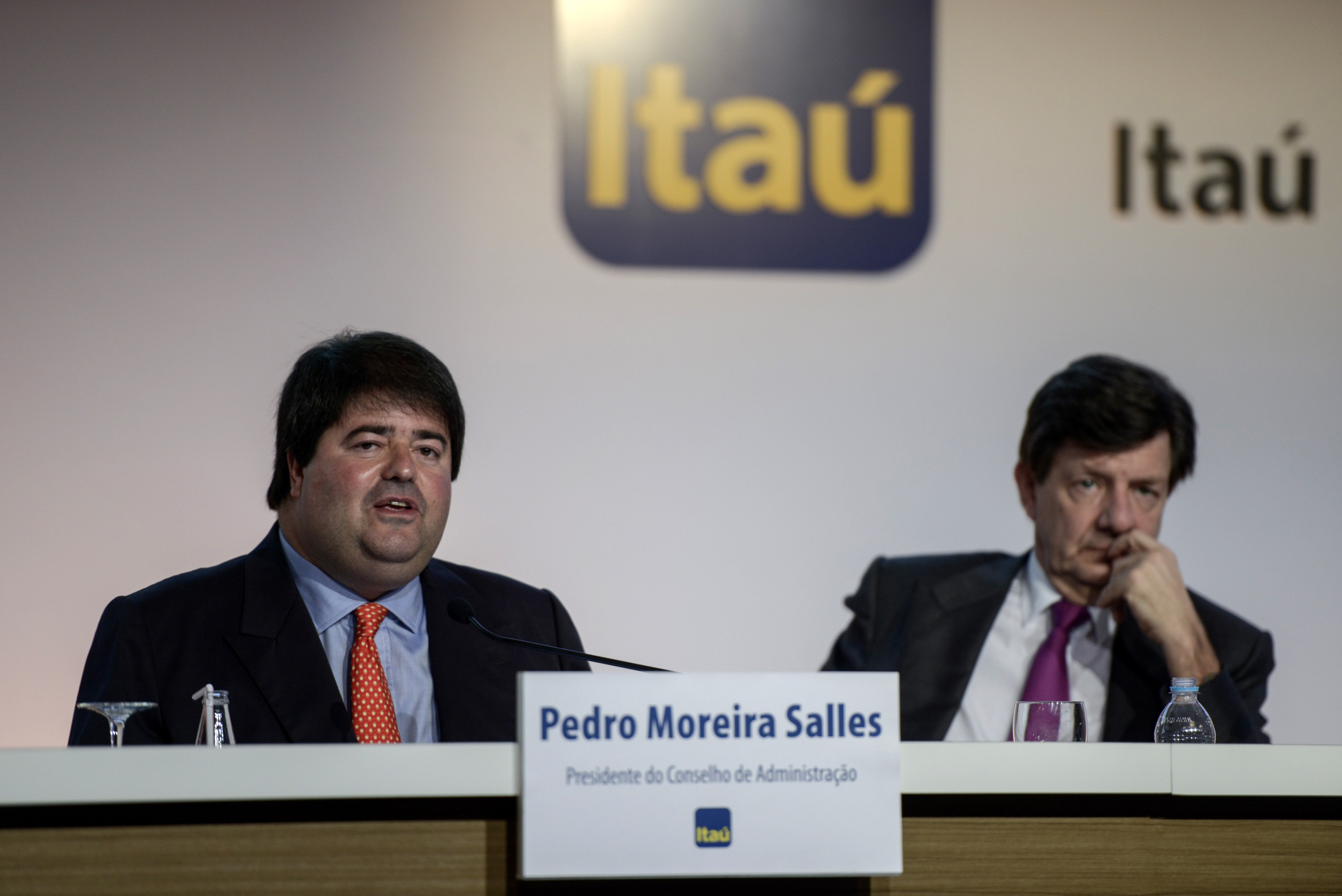 Moreira Salles Family Office Grows Assets to $11 Billion - Bloomberg