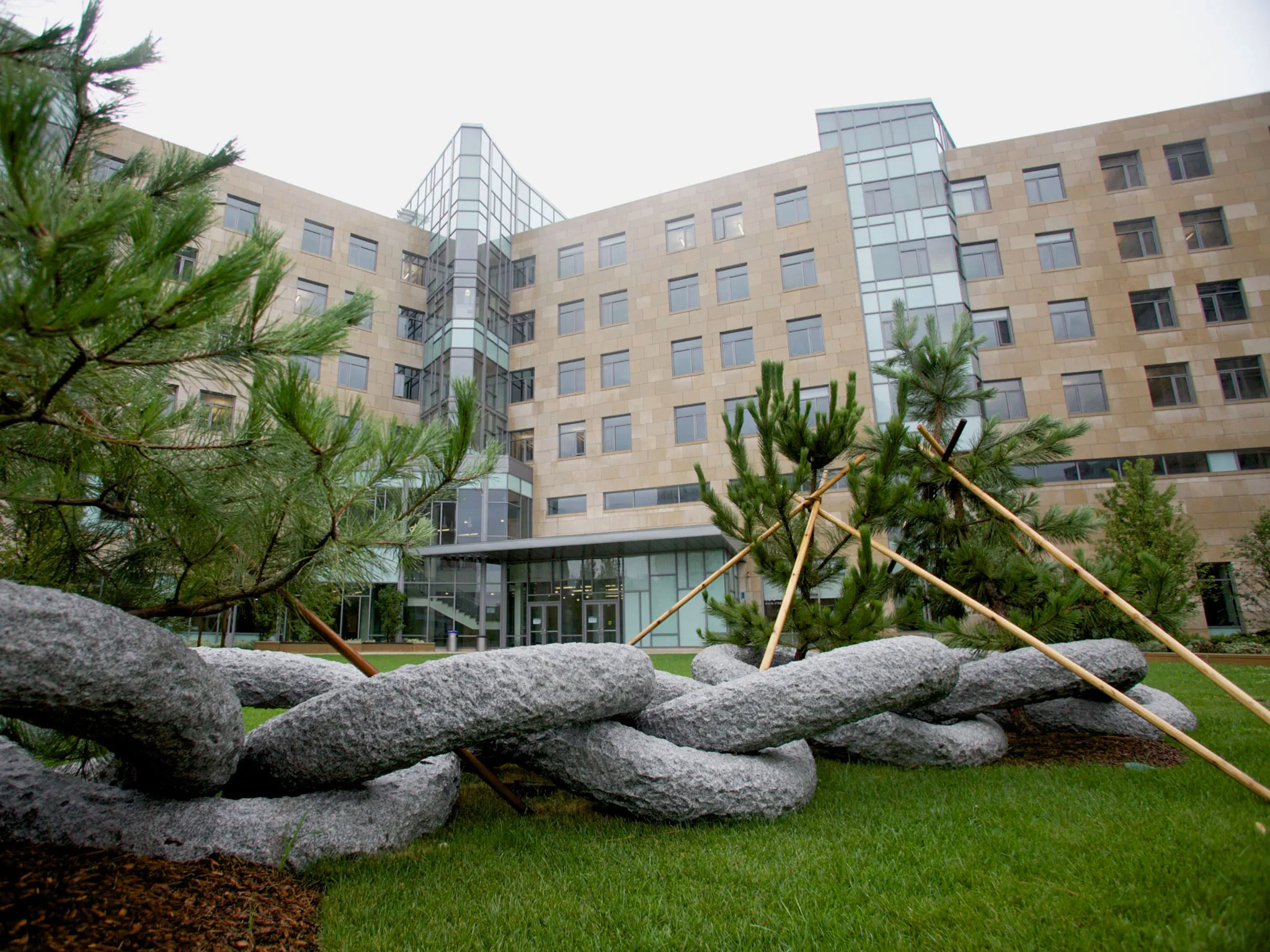 The MIT Sloan School of Management's building, E62, in Cambridge, Mass., in 2010.

