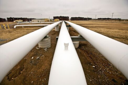 Enbridge Venture Plans New Oil Pipes to Gulf